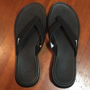 Nike Flip Flops